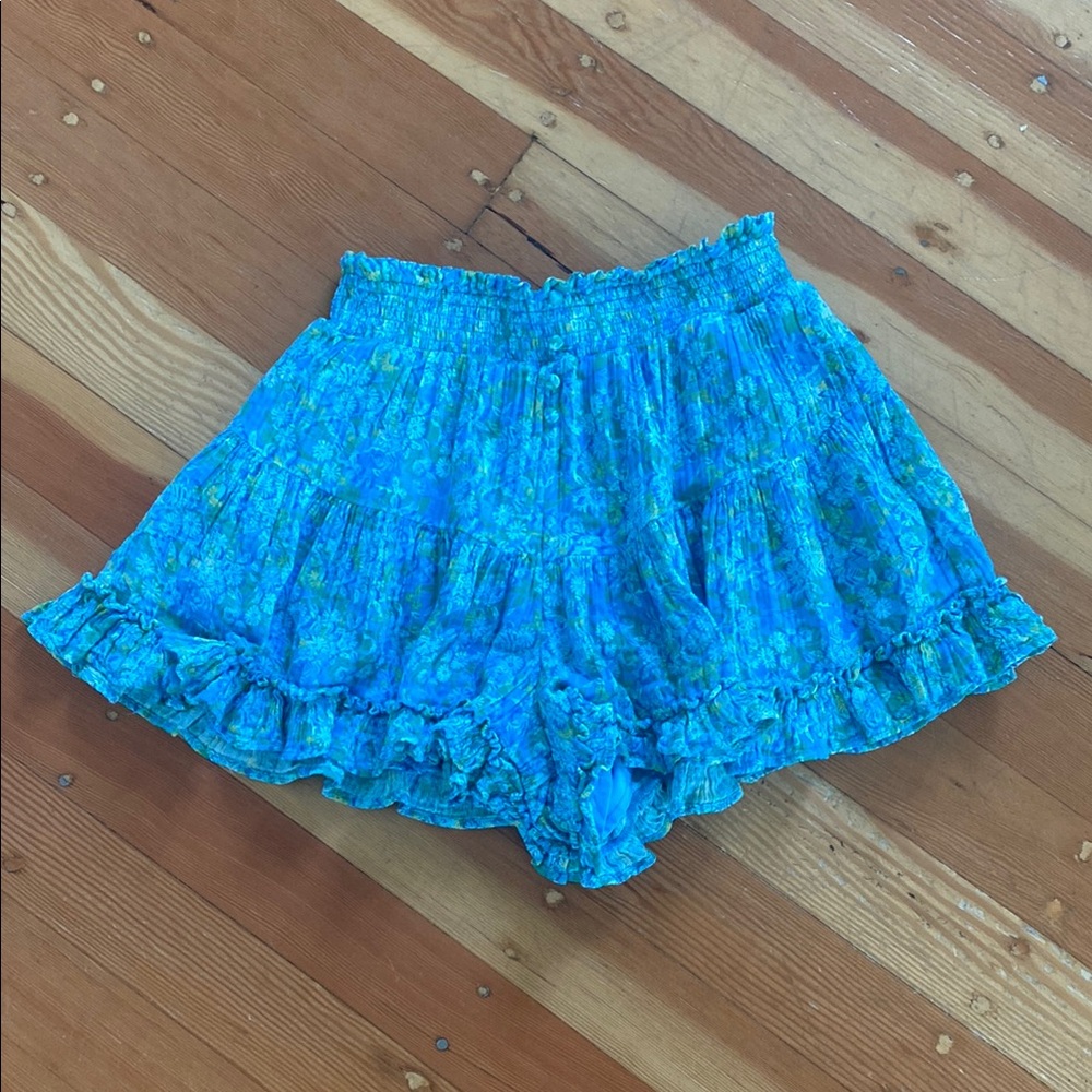 American Eagle Outfitters Blue Floral Ruffle Trim Flowy Shorts Medium‎